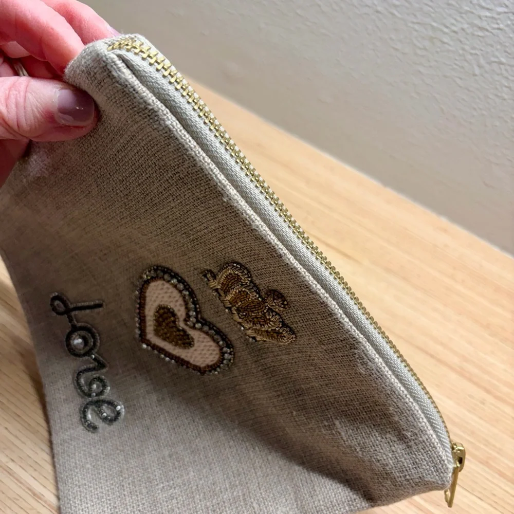 LOVE Makeup/accessories linen bag